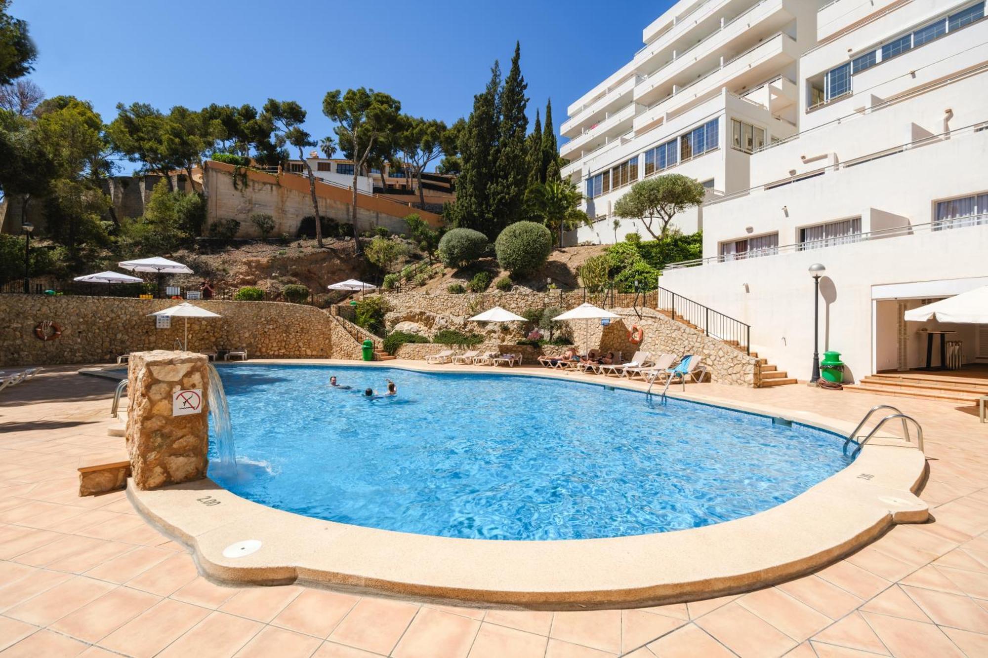 Apartamentos Vista Club Санта Понса Екстериор снимка