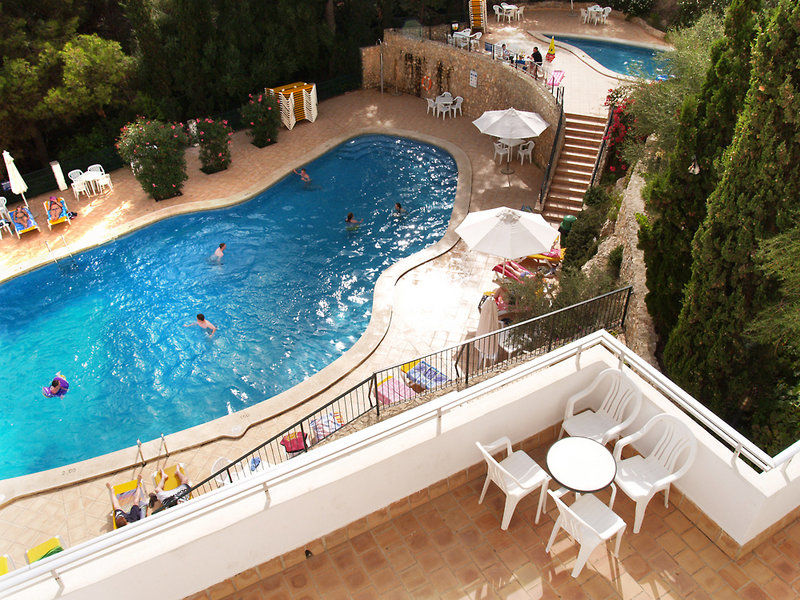 Apartamentos Vista Club Санта Понса Екстериор снимка